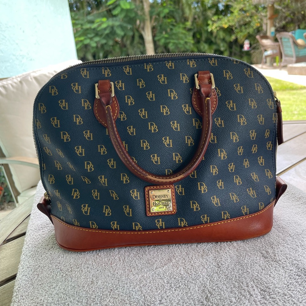 Dooney & Bourke Gretta Zip Zip Satchel – Signature Canvas